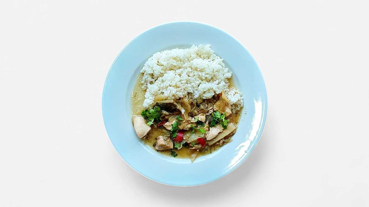 120g/120g	Ázijské kuracie ragú, dusená ryža SK 1,6,12