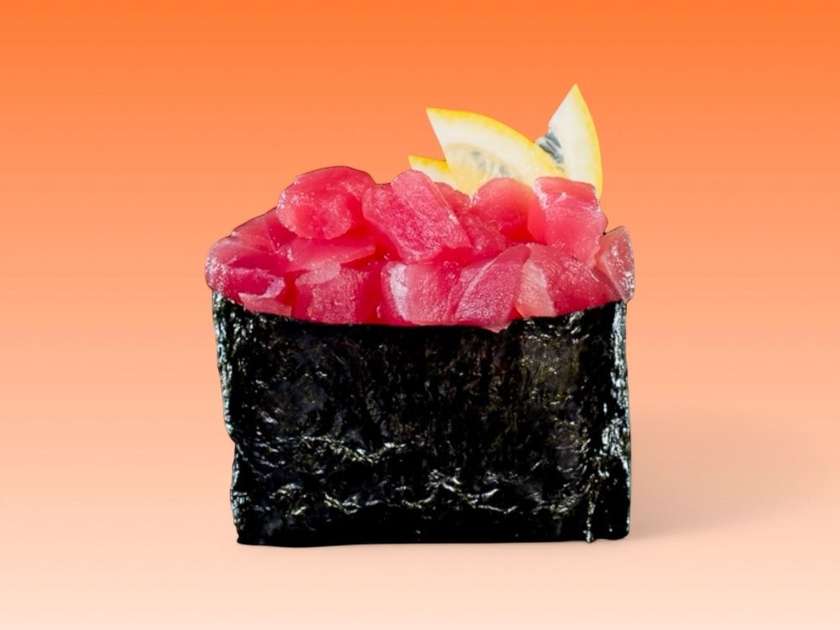 18. Tuunikala teravamaitseline gunkan sushi 1 tk