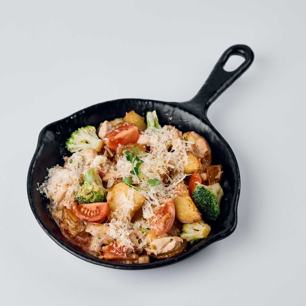 Baked Potatoes with Chicken and Vegetables