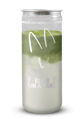 Iced Matcha Latte in an Icup