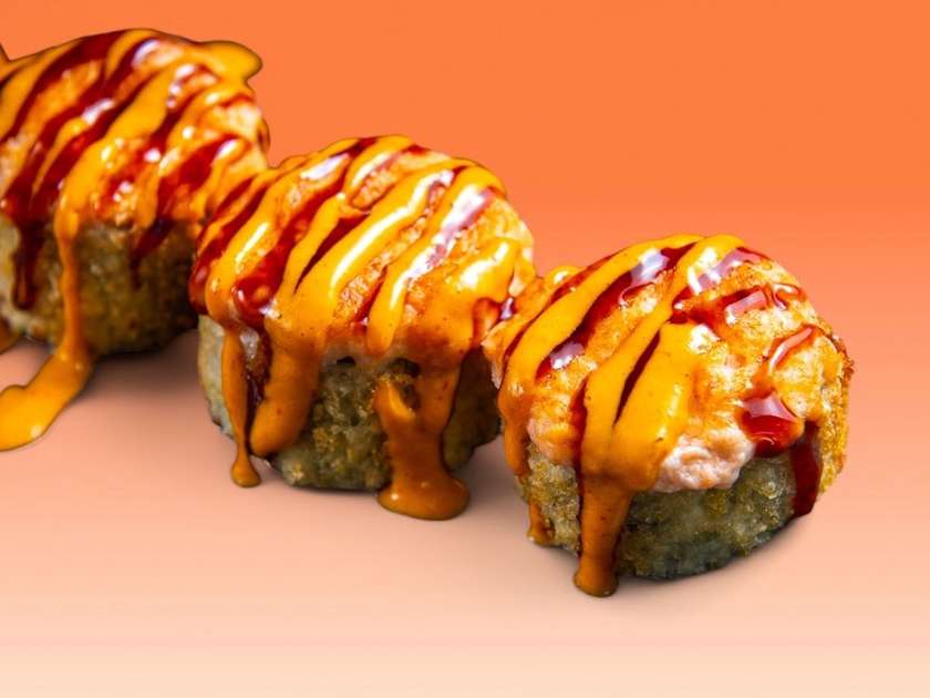 314. Baked Salmon Tempura maki 8pcs (spicy)