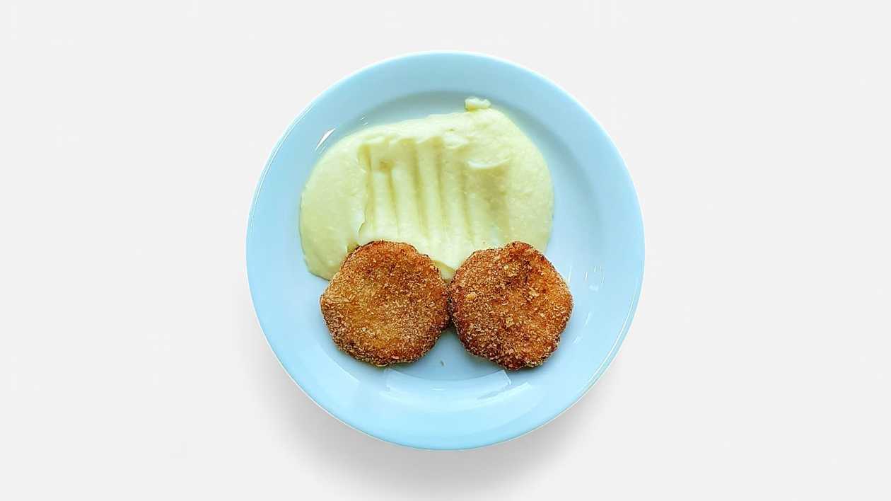 120g/150 g	Vyprážané karfiolové karbonátky s mozzarellou, zemiaková kaša 1,3,7