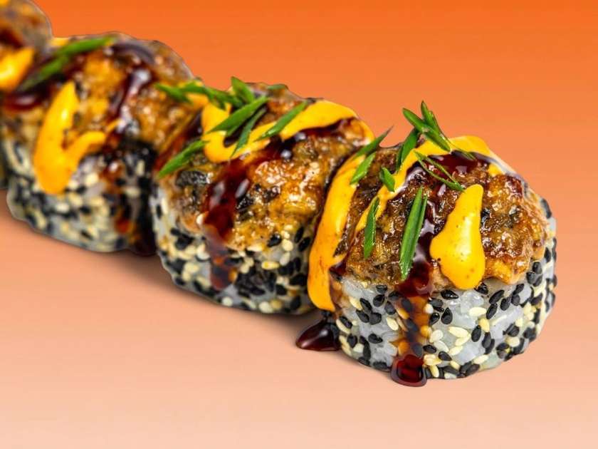 19.Dragon Fire maki 8pcs