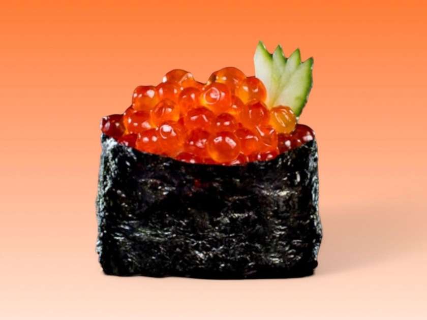 13. Salmon roe gunkan 1 pc