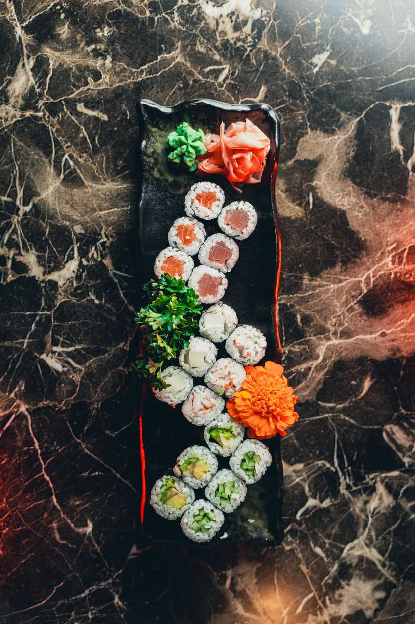 Menu 6 - Hoso Maki Set