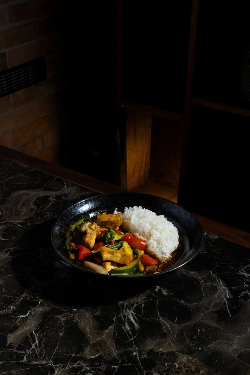 Stir-Fried Tofu with Lemongrass