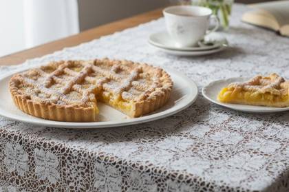 Crostata õuna ja sidruni täidisega