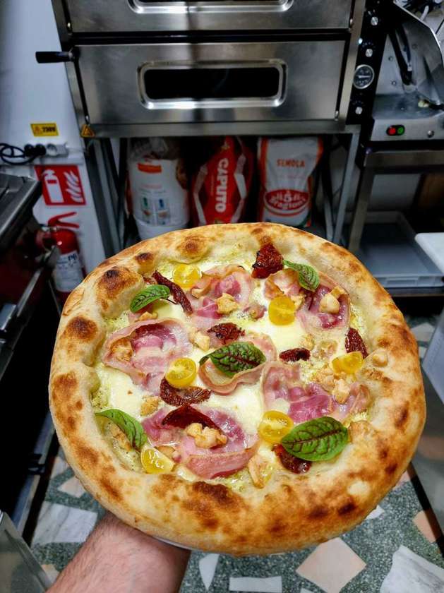Pizza Bianco pollo