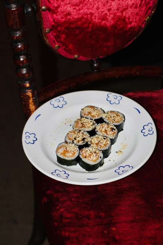 Море креветок макі