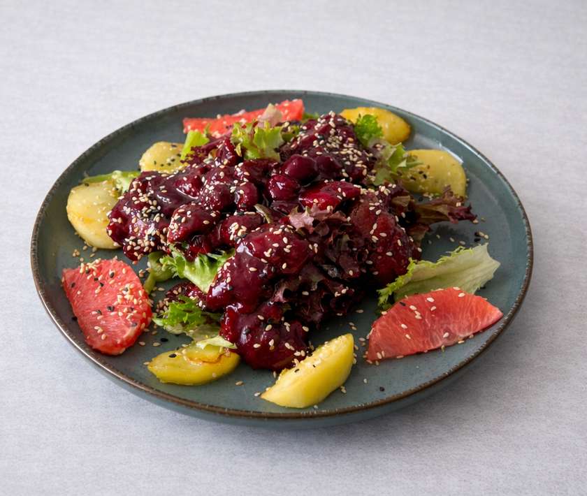 Салат теплий з курячою печінкою