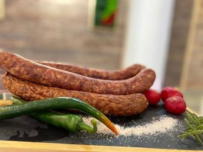 Carnati de oaie semi afumati