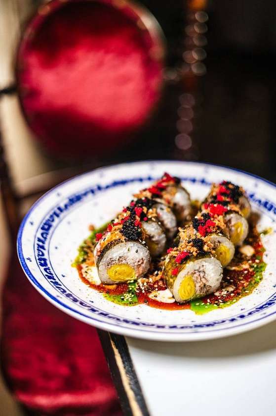 Teriyaki salmon roll