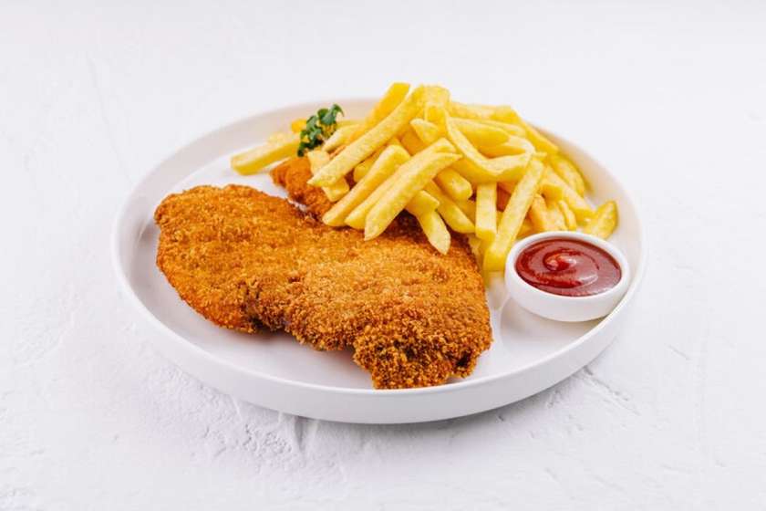 Cotoletta di Pollo con Patatine