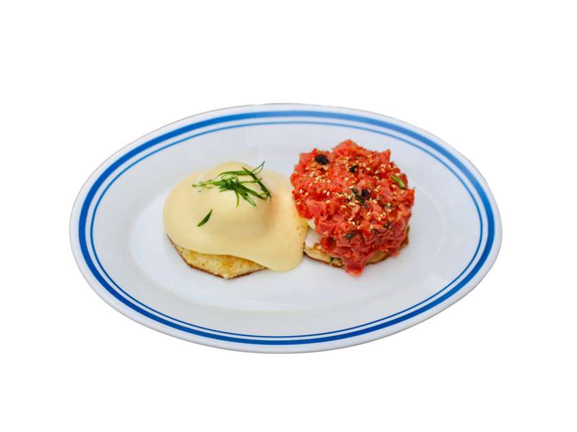 Бенедикти з тунцем