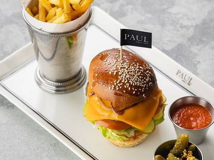 Бріош Бургер з телятиною