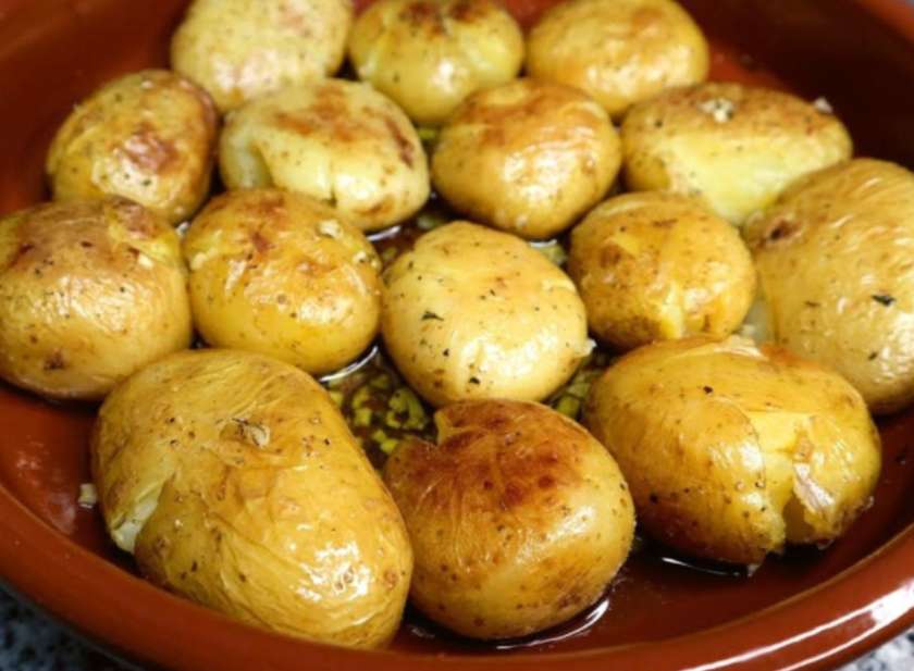 Punched Potatoes Full Portion