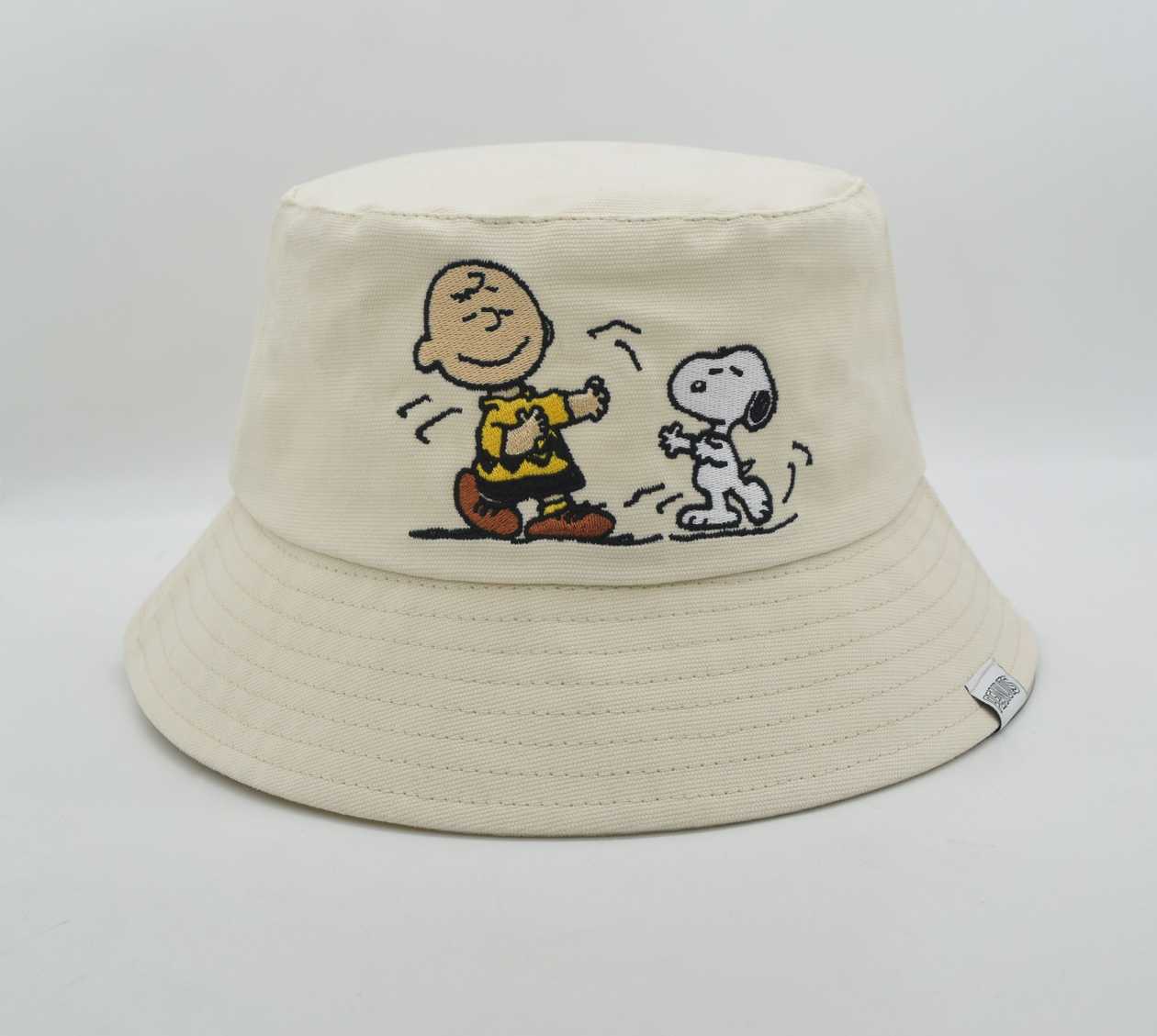 Snoopy Summer Travel Collection Classic Bucket Hat (Beige)