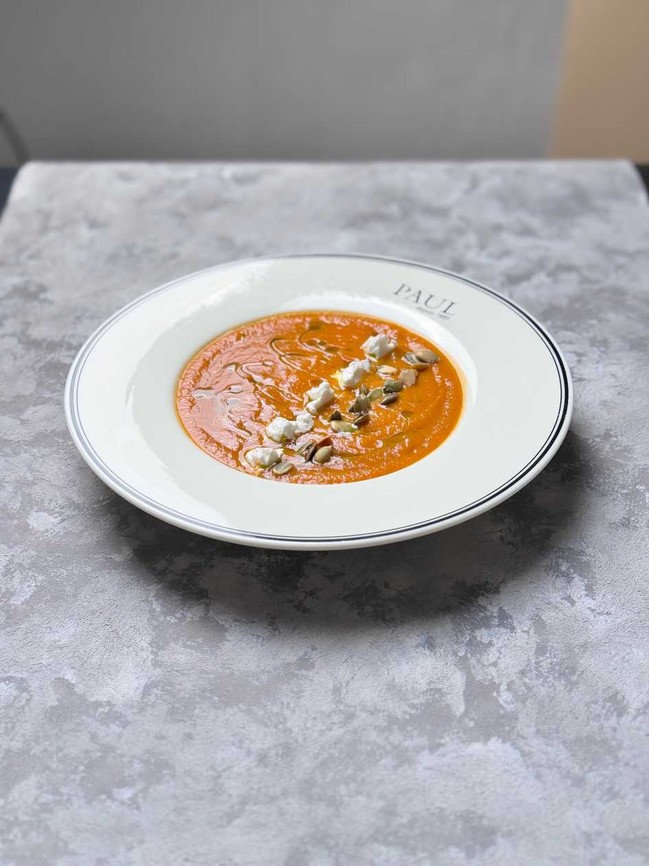 Гарбузовий суп з козячим сиром