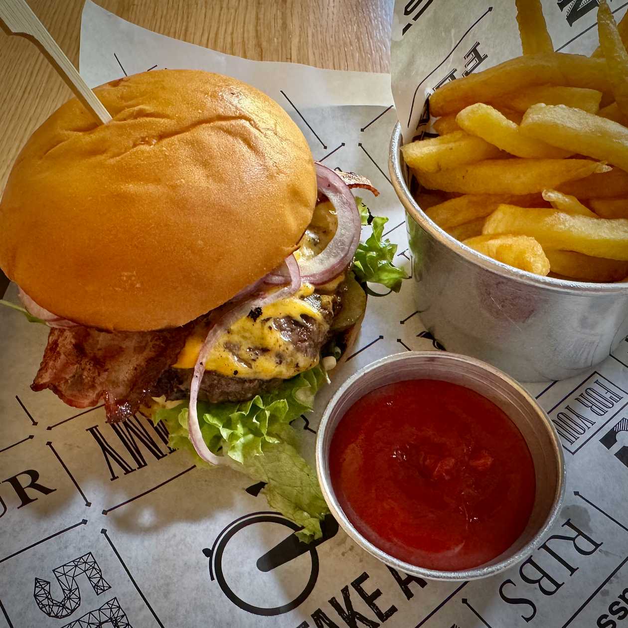 Royal Burger