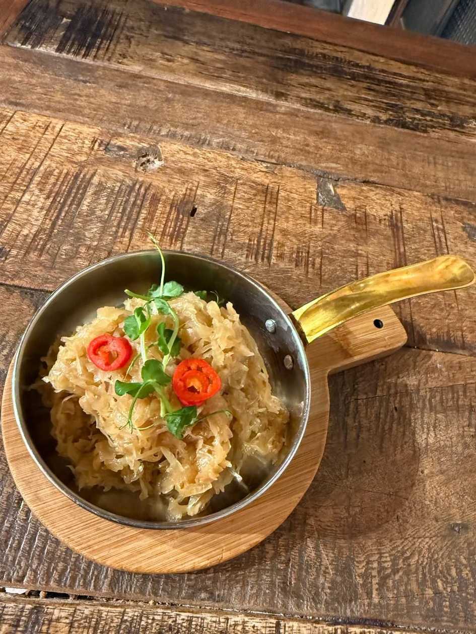 Тушкована медова капуста