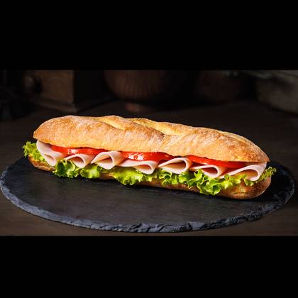 Sandviș cu șuncă de curcan