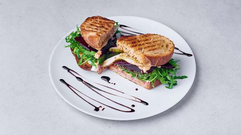 KANAPKA BURAK SŁODKO-KWAŚNY