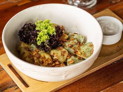 Вареники з куркою, грибами та сиром