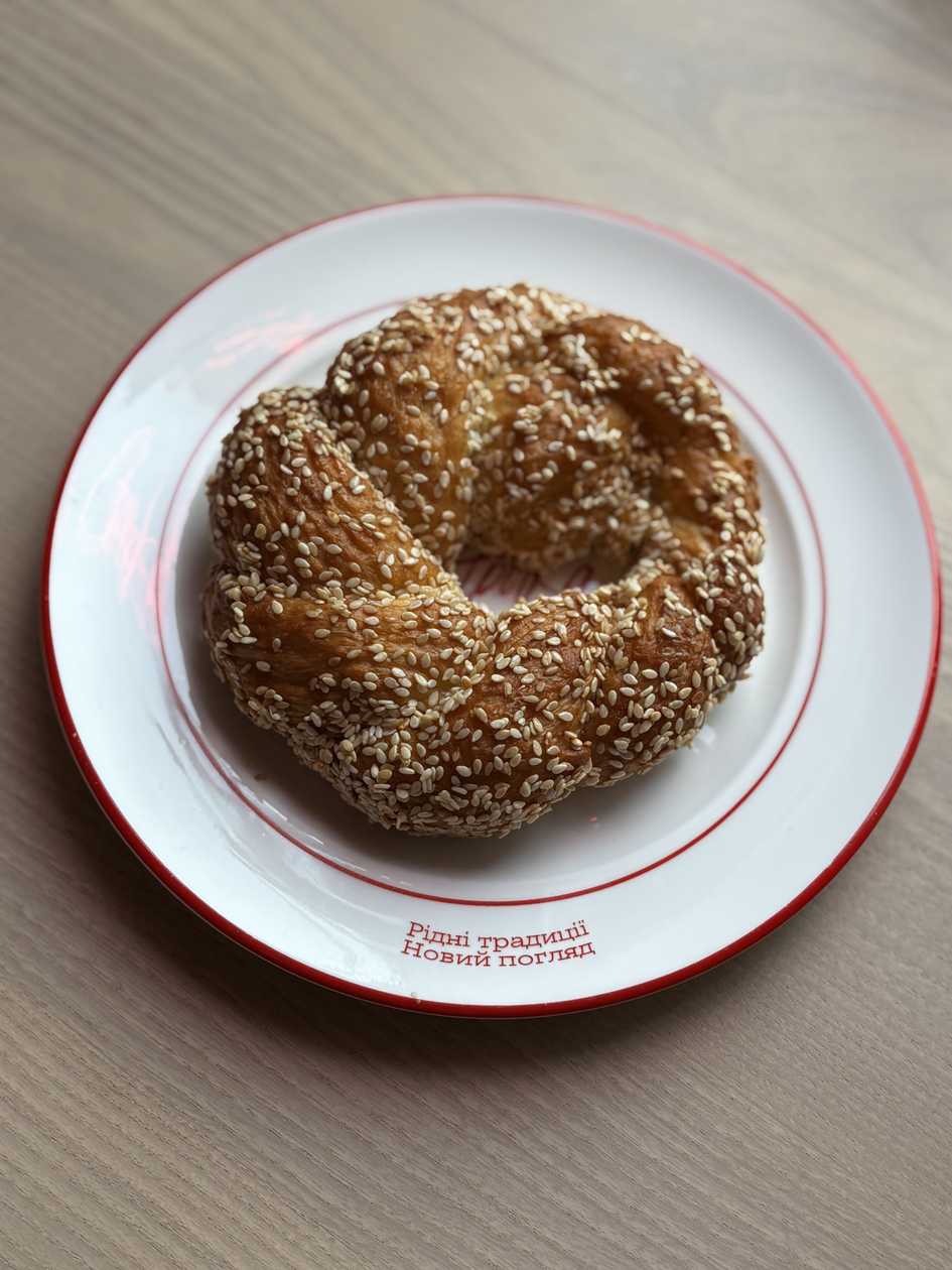Sesame Roll