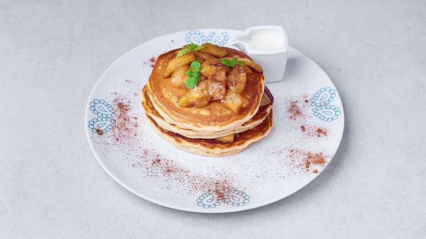 PANCAKES JABŁKA I GRUSZKI