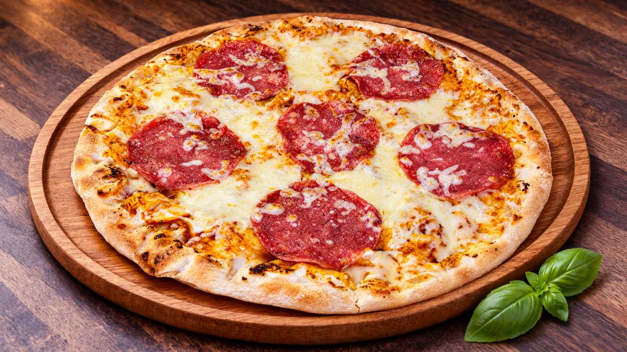 Salami Pizza (30 cm)