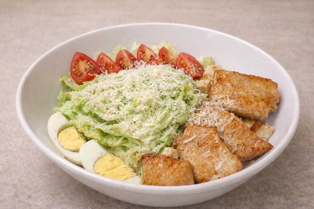 Caesar Salad With Chicken
