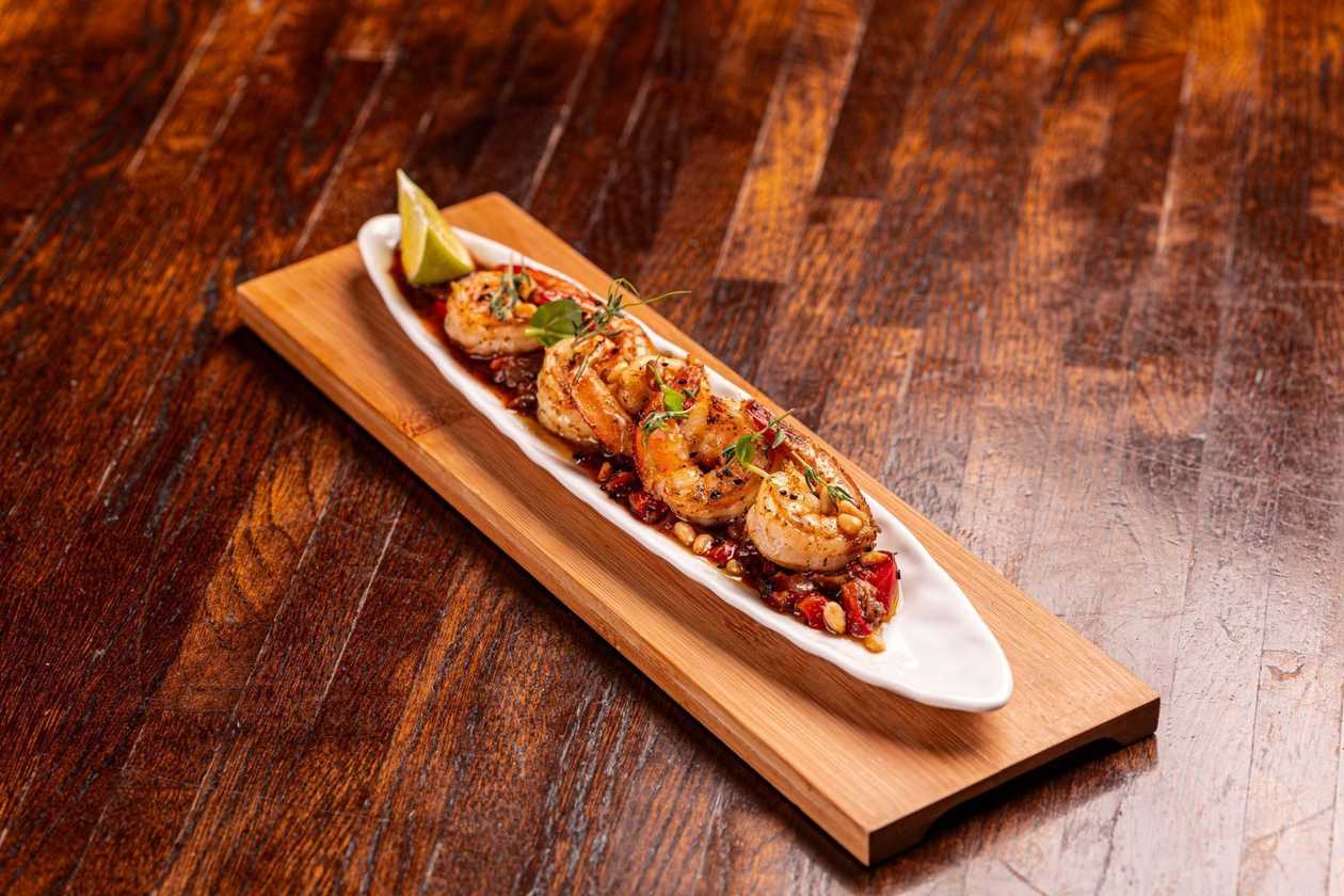 Смажені креветки із Сальсою