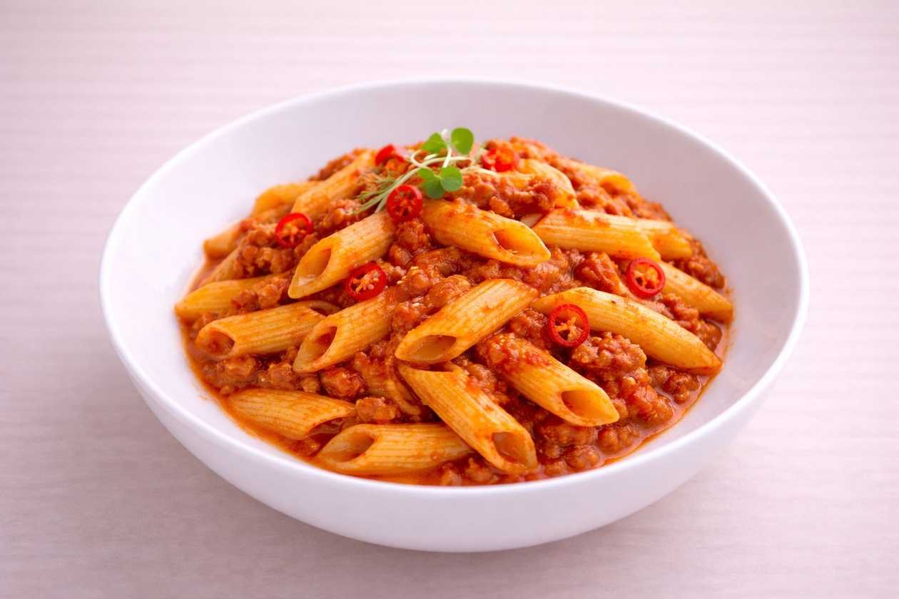 48. Pasta Penne Ragú Bolognese