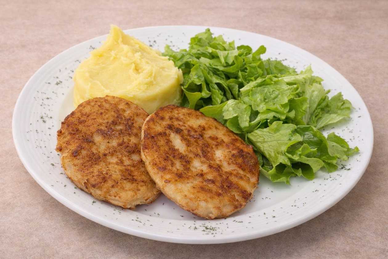 Chicken Cutlet With Mashed Potato