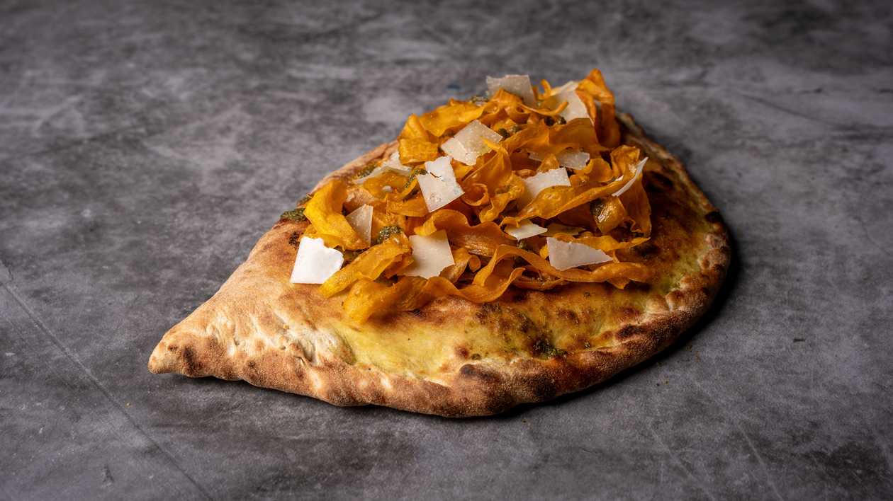 Calzone Pesto Pollo (G)(L)