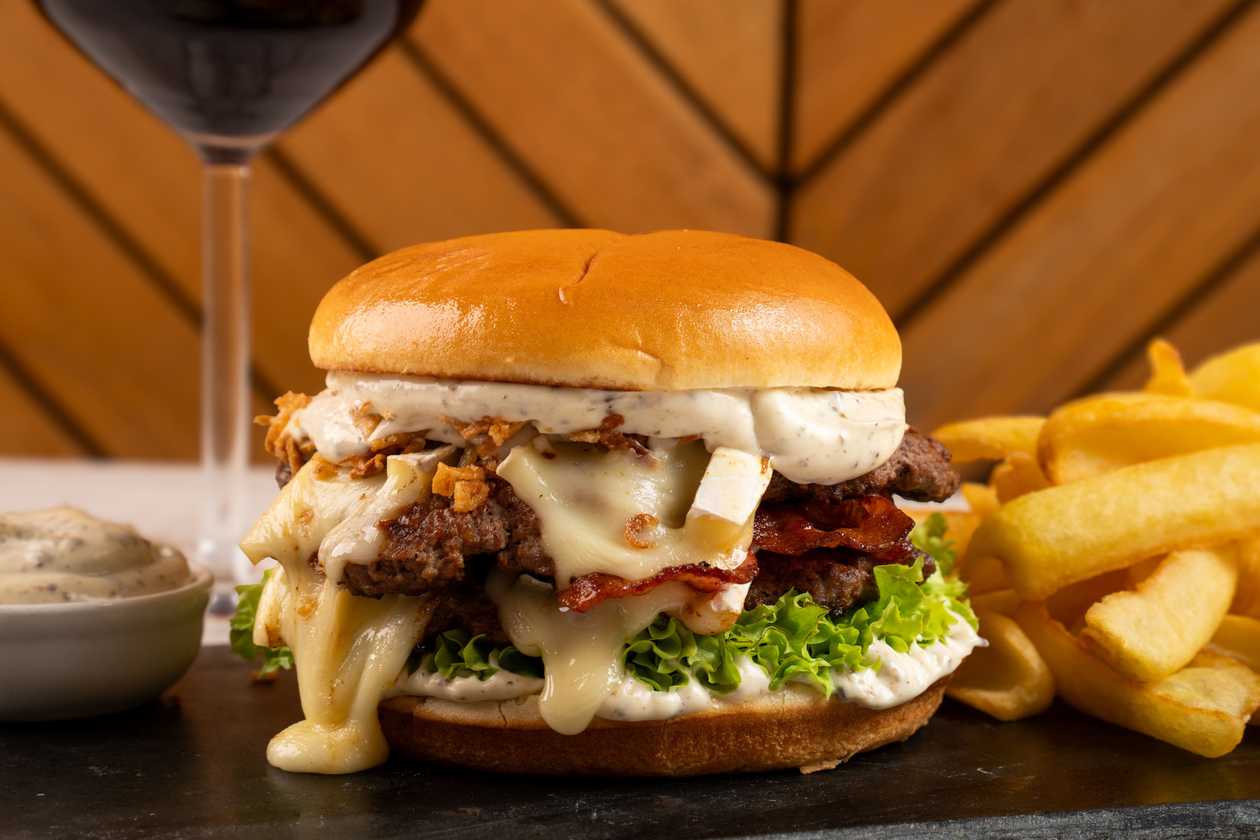 Meniu Gourmet Double Smash Burger