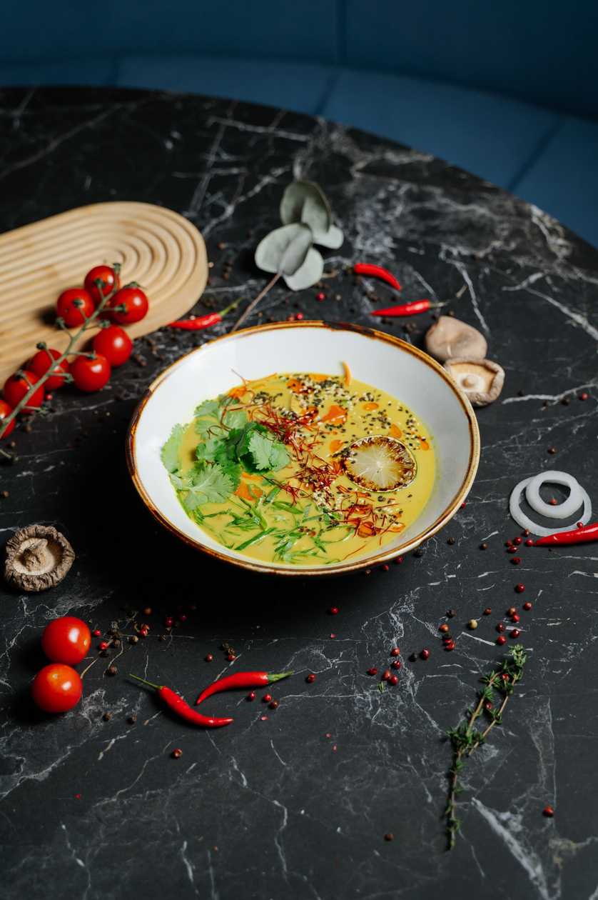 Tajska Zupa Curry z Kurczakiem