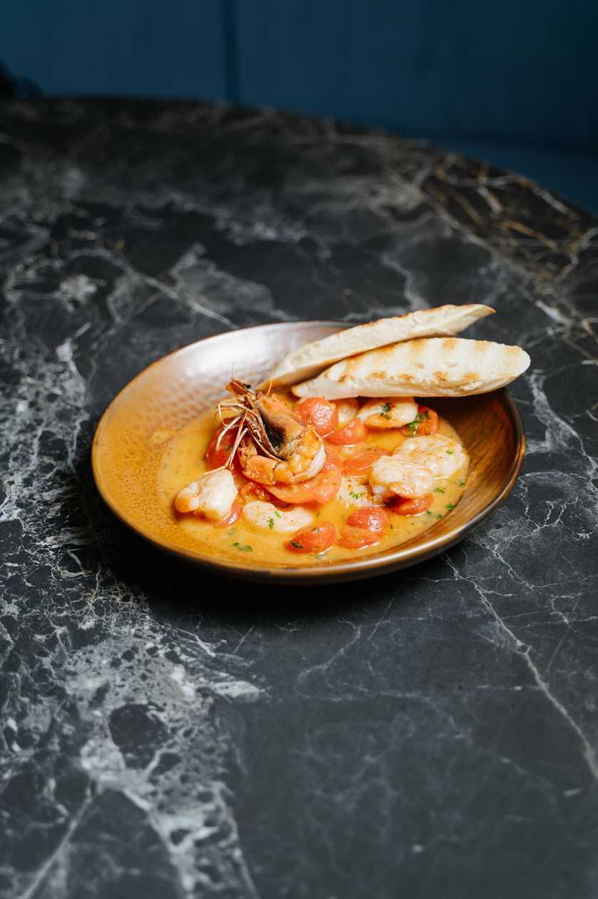 Krewetki Duszone na Maśle