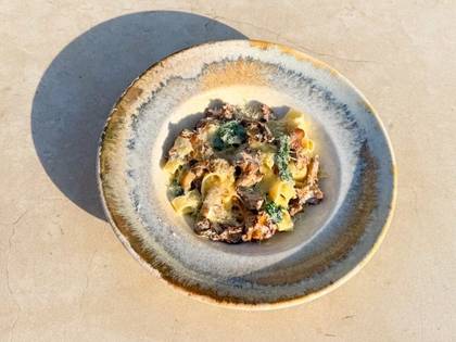 Pasta with Chicken, Mushrooms, and Spinach
