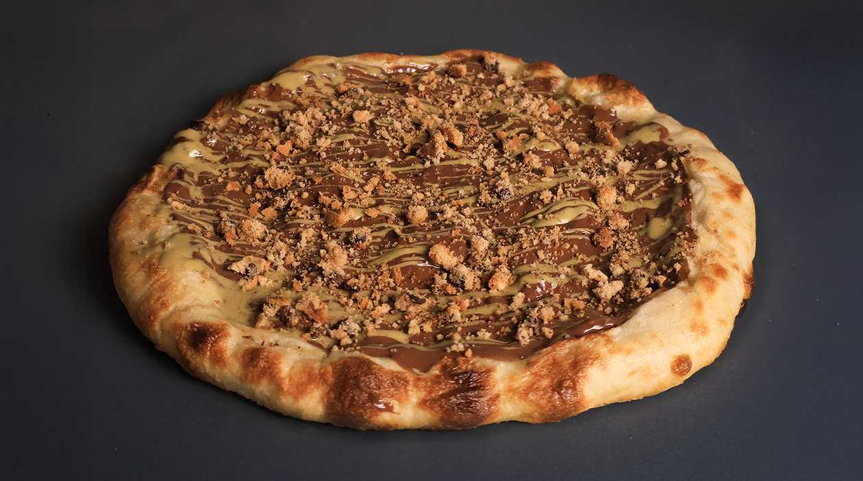 Nutella, Pistachio Biscuits Pizza
