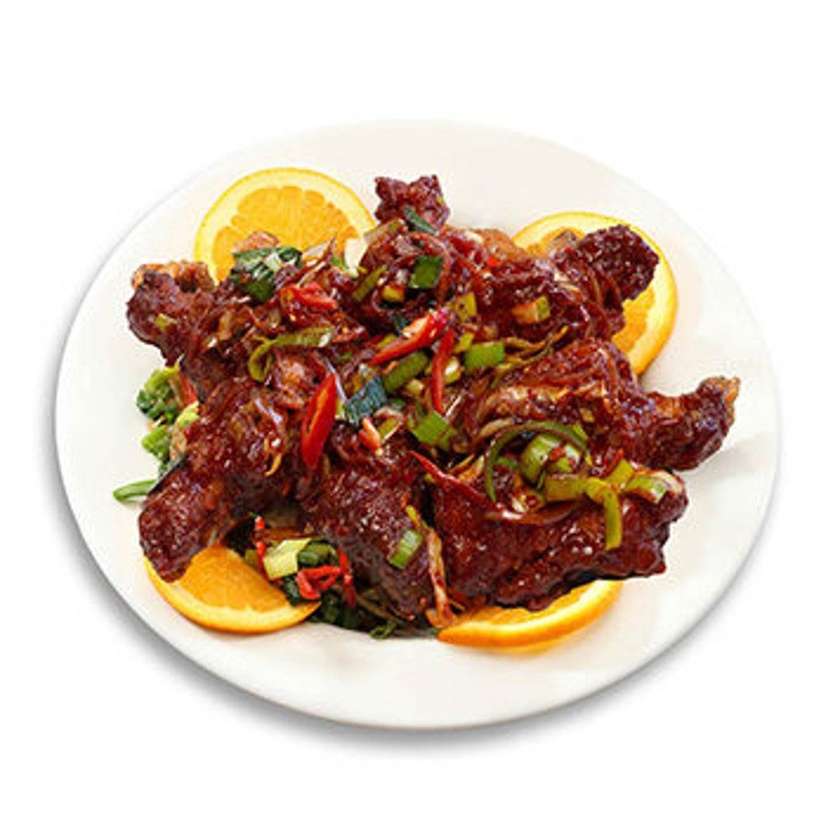 7. Spicy chicken wings 🌶️
