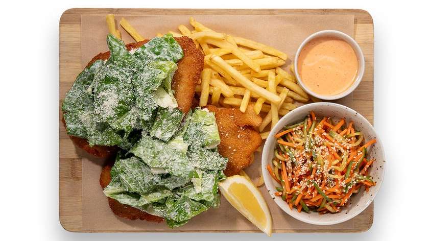 Chicken „Caesar Milanese"