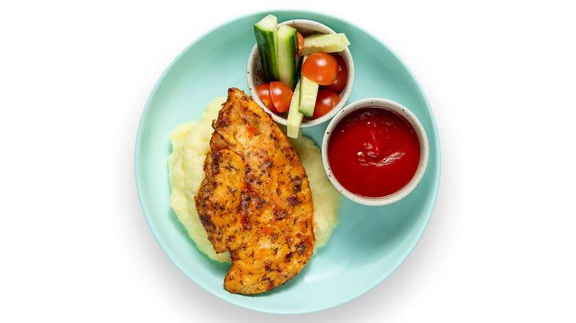 Chicken breast with mashed potatoes