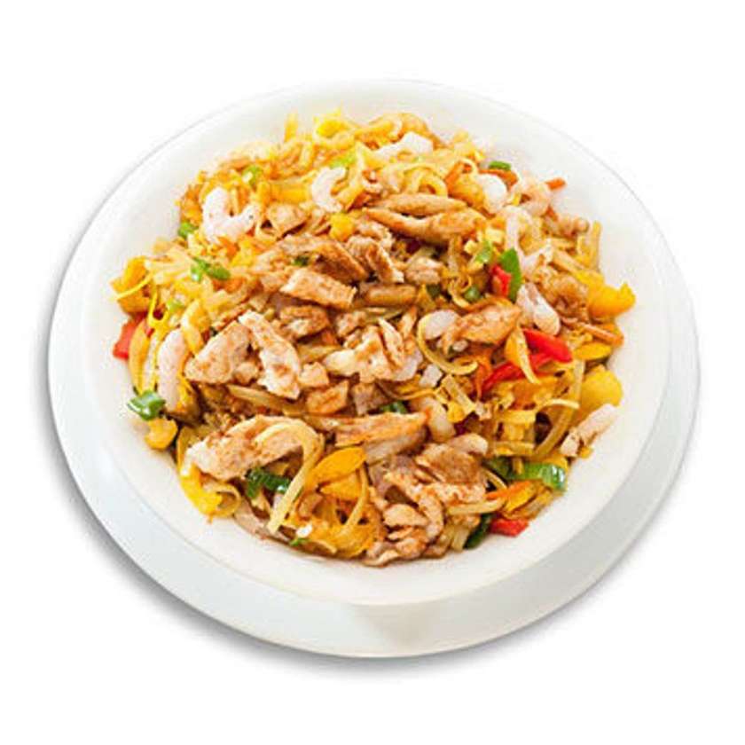 124. Rice noodles with different meats