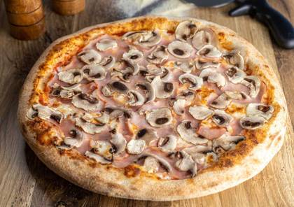 Prosciutto e Funghi 30cm