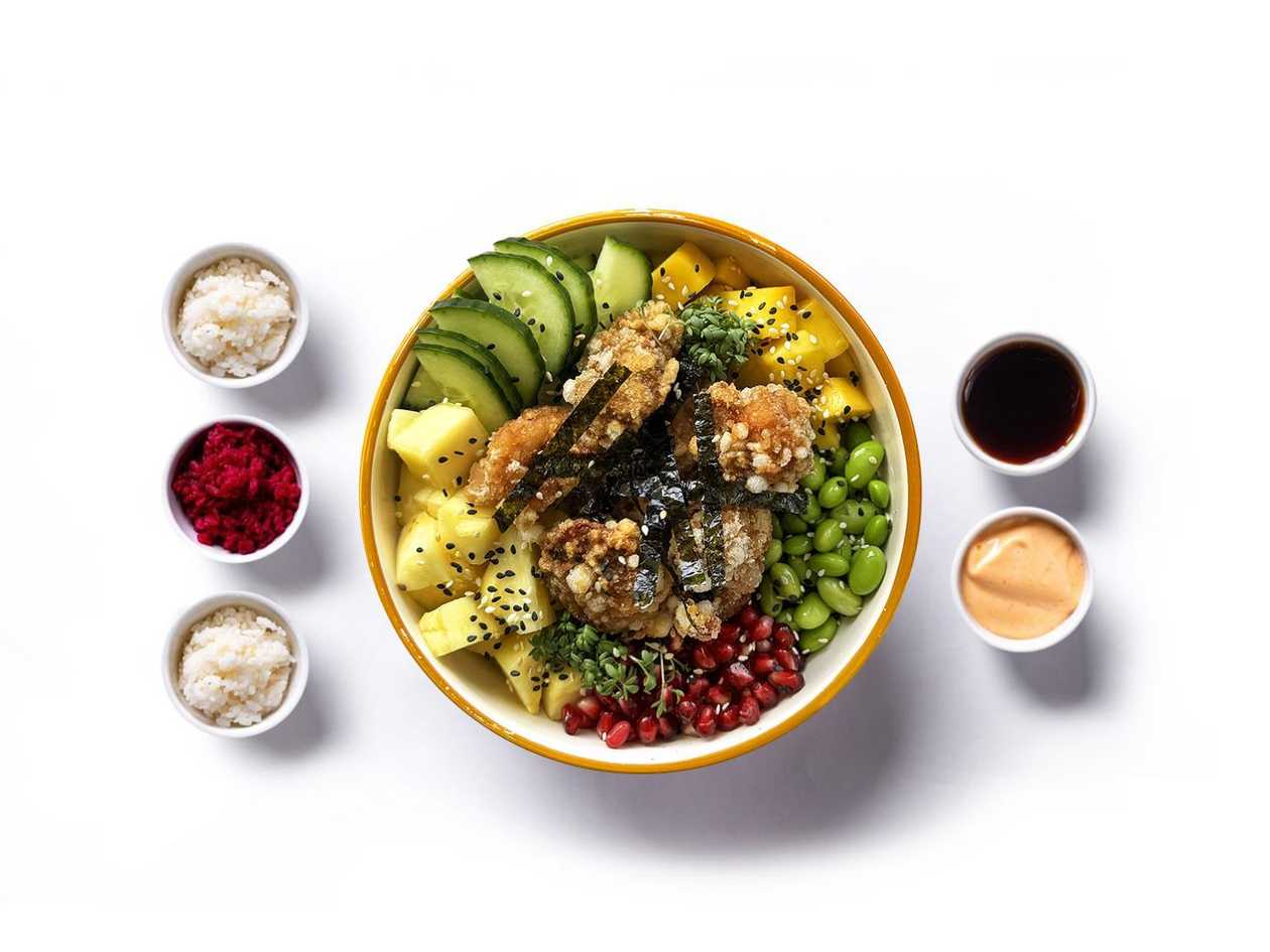 Queen s kúskami kuracieho mäsa Karaage