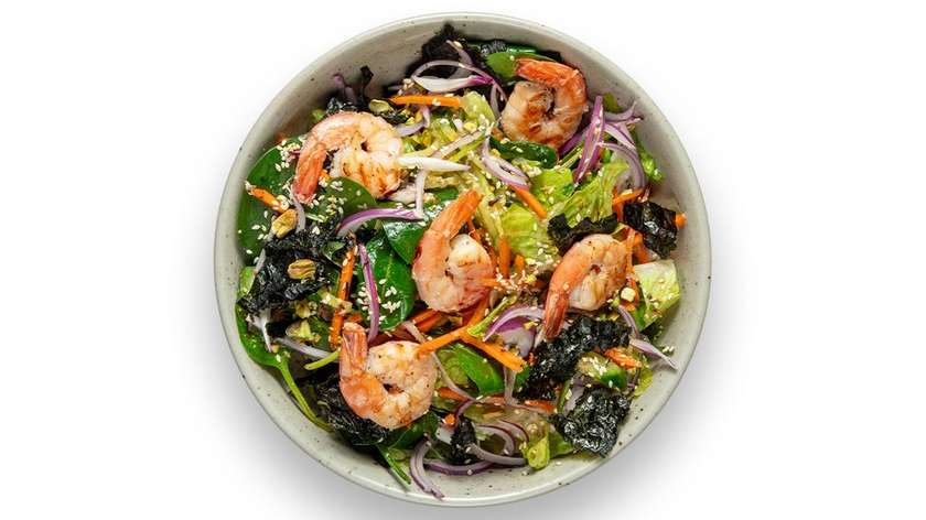 Asian carrot and cucumber salad with chrimps