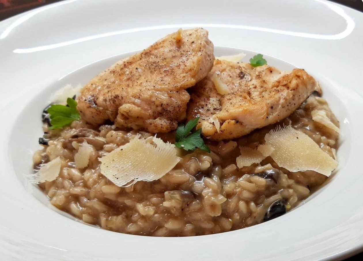 Creamy Mushroom Risotto with Chicken