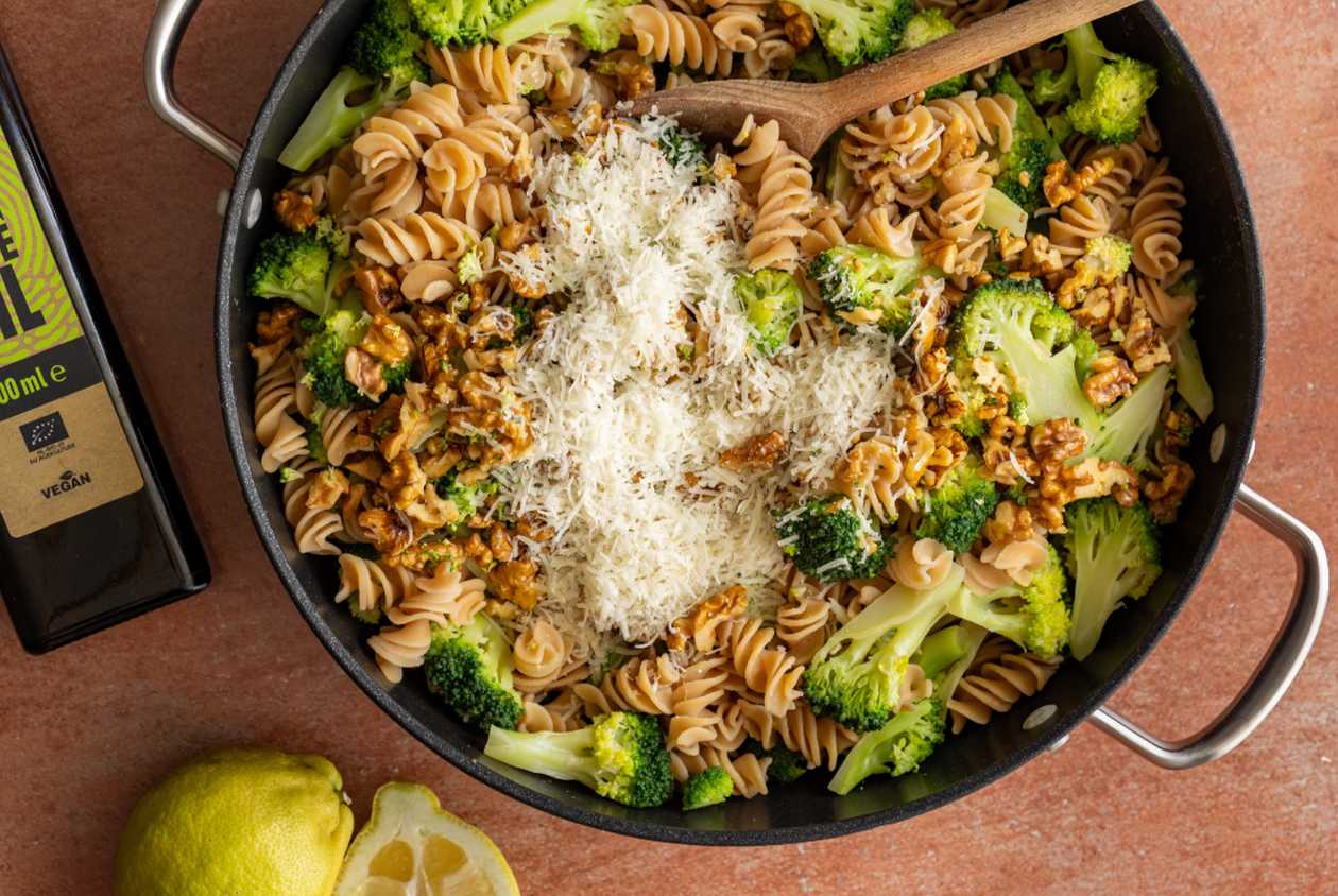 Pasta with Broccoli, Chicken, and Parmesan