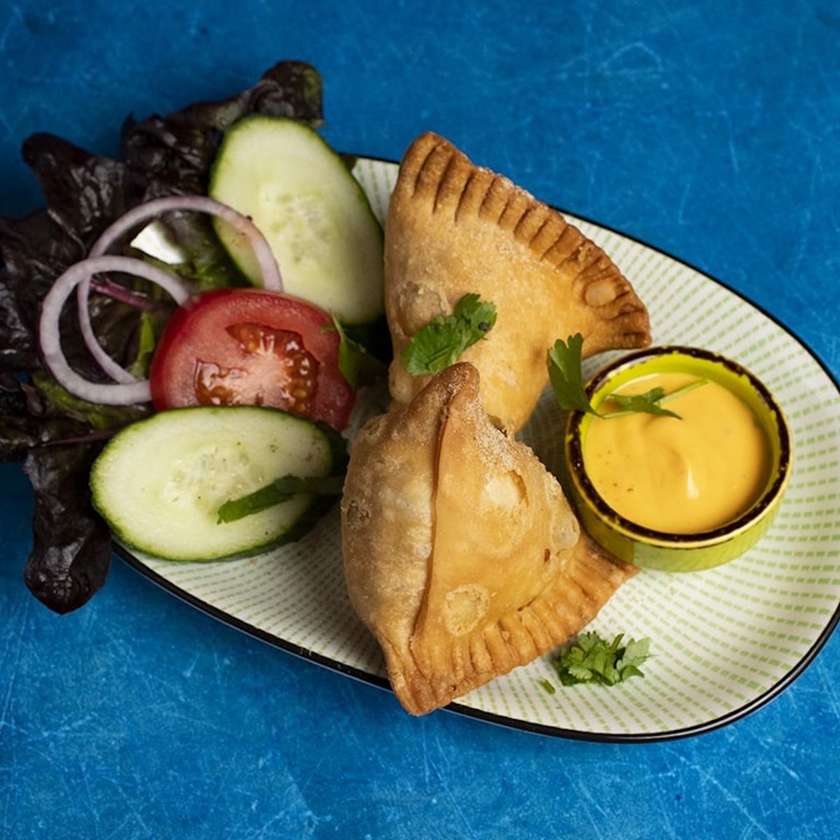 Vegetarian Samosa (2 pcs)